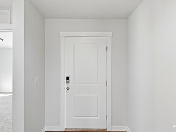 2nd image of 1059 W Jasper St