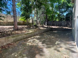 1046-1056 E Main St #1050, Ashland, OR 97520