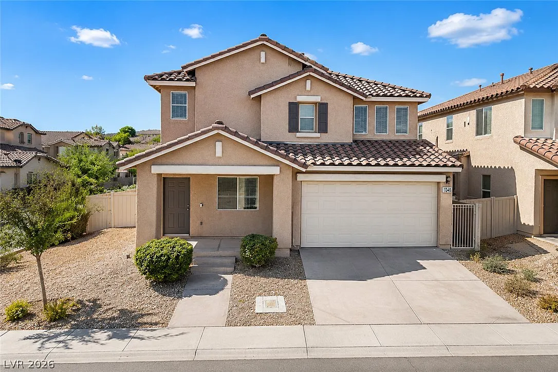 3 bed, 2.5 bath, 1478 sqft, $1,945 — Photo 1