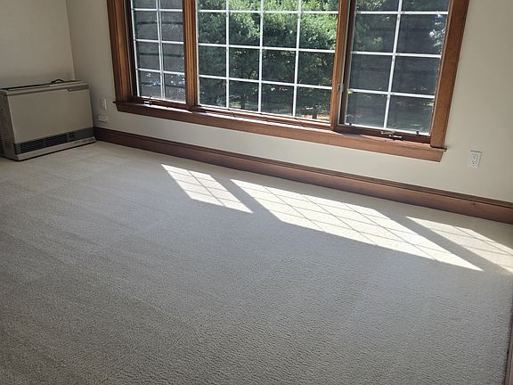 5th image of 39 Turtle Run Rd APT 6