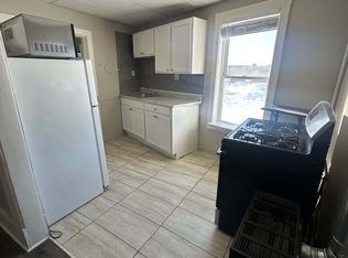 462 Bridge St, Lowell, MA 01850