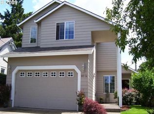 8714 NE Everett St, Portland, OR 97220