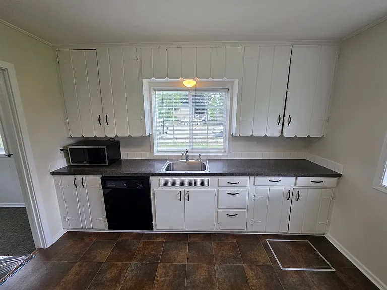 12920 E Valleyway Ave — Photo 5