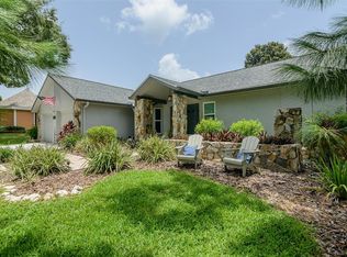 4954 Mineola Pl, Palm Harbor, FL 34684