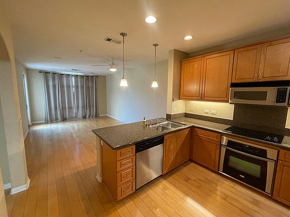 3rd image of 3887 Pell Pl Unit 424