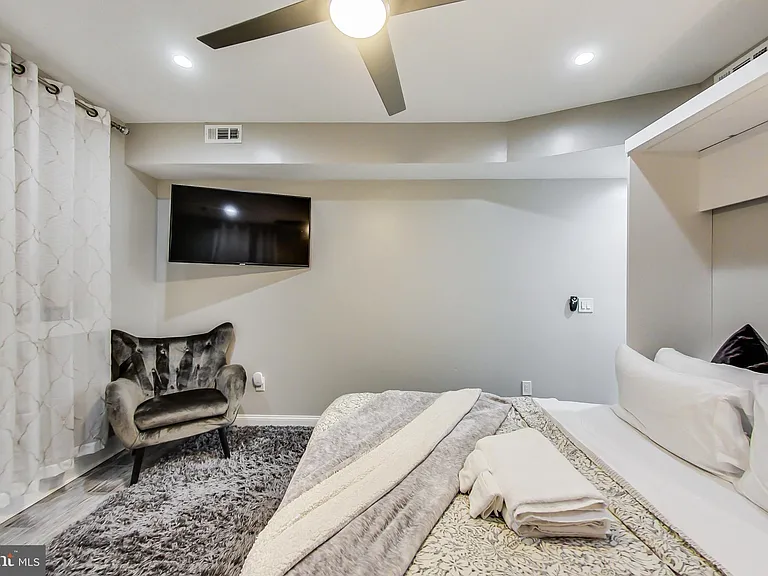 1343 Irving St NW #2 — Photo 13