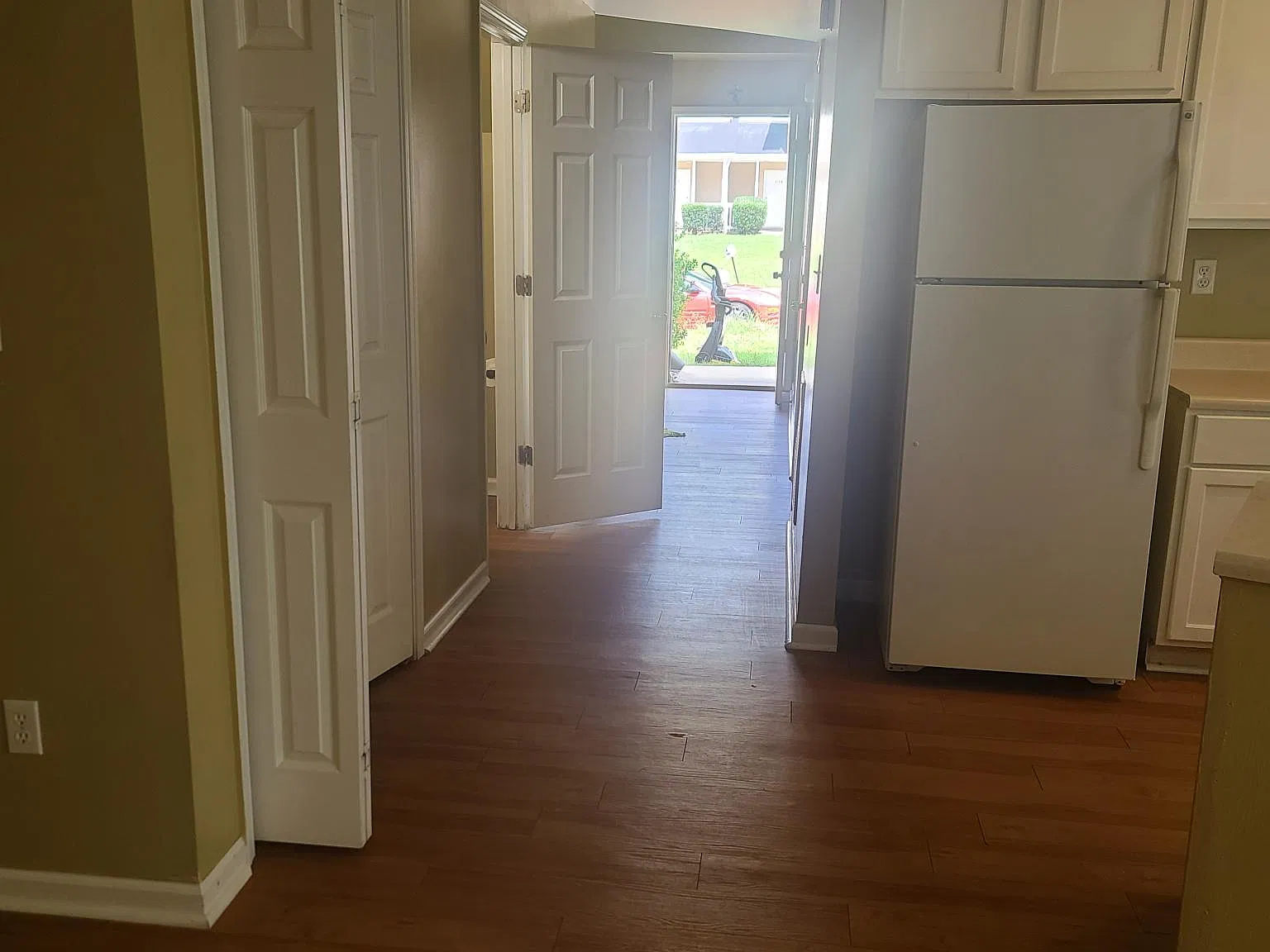 4 bed, 2.5 bath, 1455 sqft, $1,600 — Photo 3