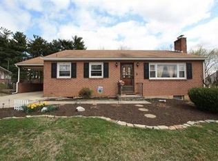 1679 San Gabriel Dr, York, PA 17406