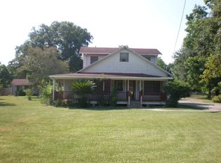 6987 32nd St, Groves, TX 77619