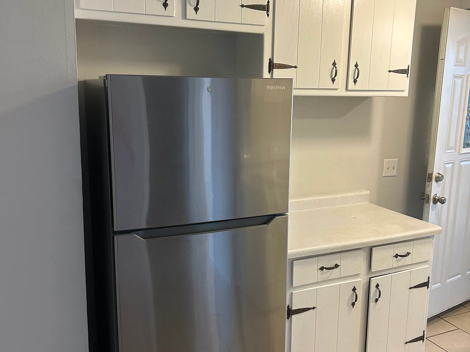 2 bed, 900 sqft, $1,500 — Photo 3
