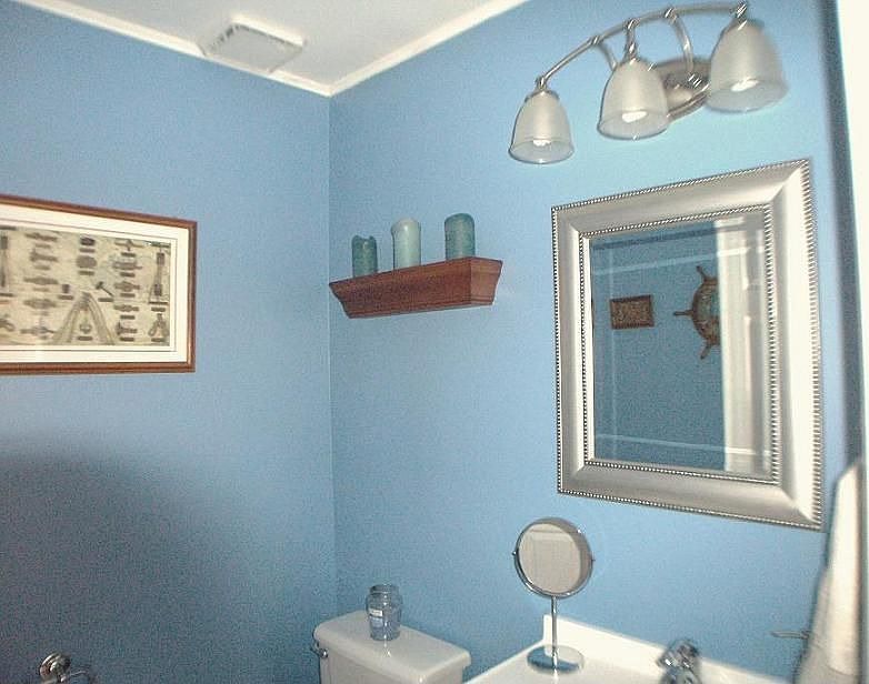 UPDATED POWDER ROOM
