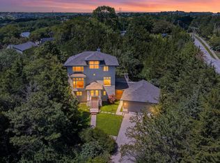 1900 Crescent Dr, Manhattan, KS 66503