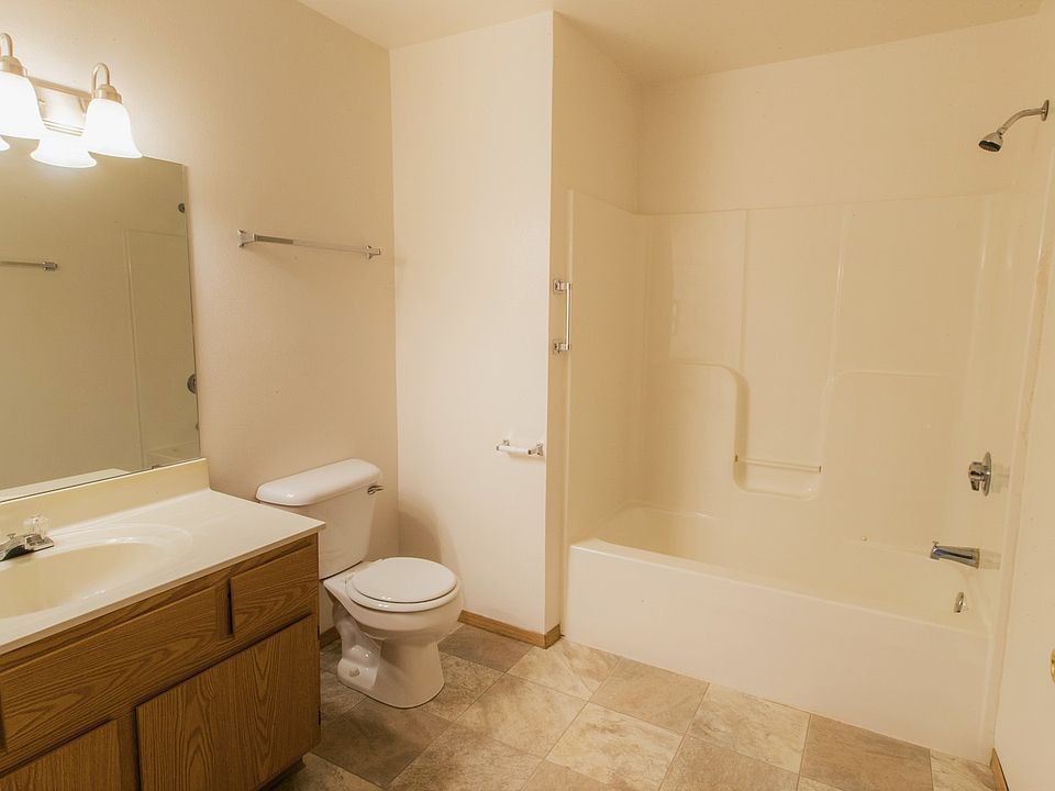 Tamarack Trails Apartments Lake Mills, WI Zillow