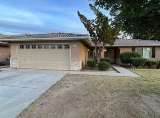 521 Grundy Ave, Shafter, CA 93263