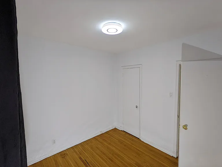 1476 Eglinton Ave W #2 — Photo 10