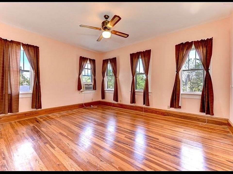 1st image of 2326 2nd Ave E