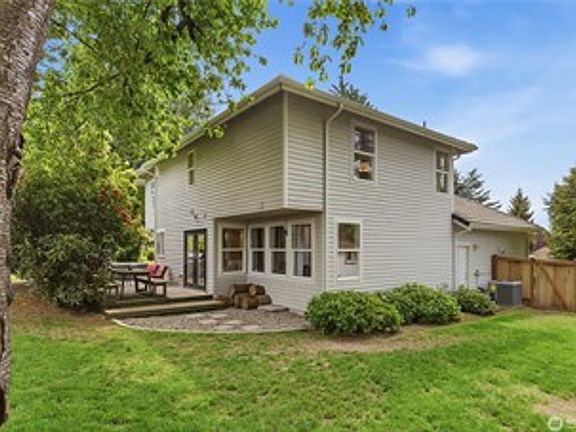 2nd image of 209 Casey Ct