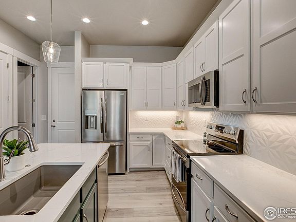 3rd image of 188 High Point Dr