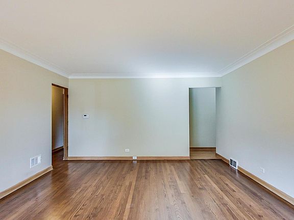 3rd image of 506 S See Gwun Ave