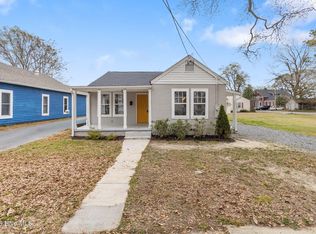 404 N Massey Street, Selma, NC 27576