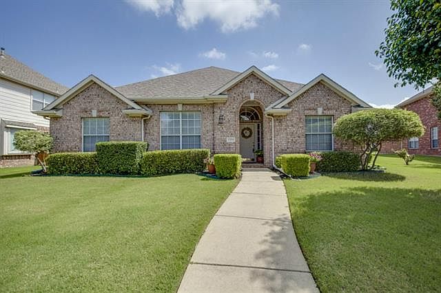 1st image of 1504 Bosque Dr