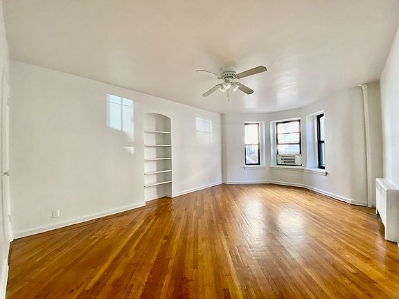 2nd image of 142 W 70th St APT G2