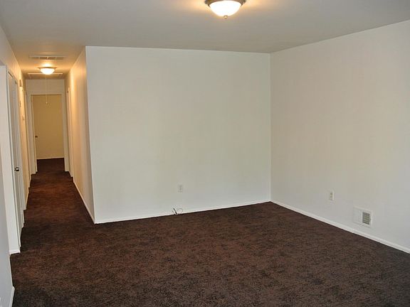 5th image of 407 Anthony Ave
