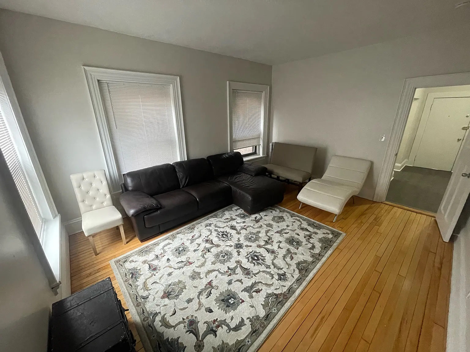 1 bed, 550 sqft, $2,800 — Photo 1