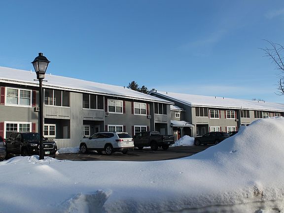 3rd image of 193 Main Street #9