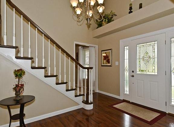 2nd image of 15733 Meadowbrook Way Dr