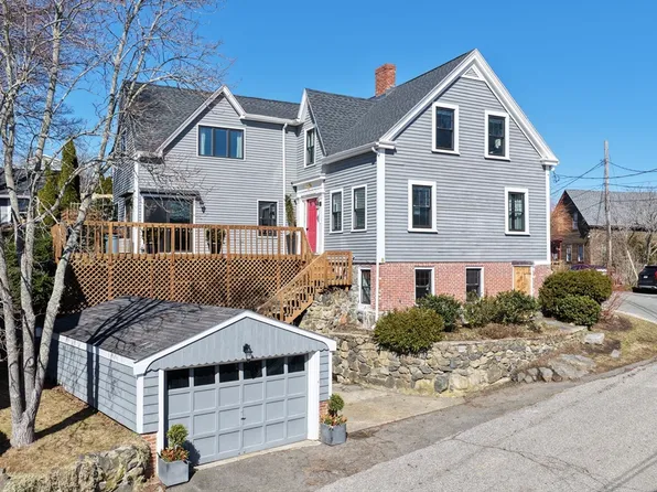 8 Linden St, Marblehead, MA 01945