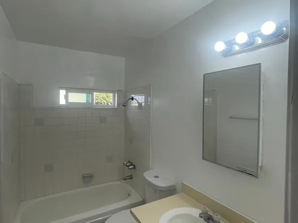 63rd Street Apartments, 3500 W 63rd St APT 1, Los Angeles, CA 90043