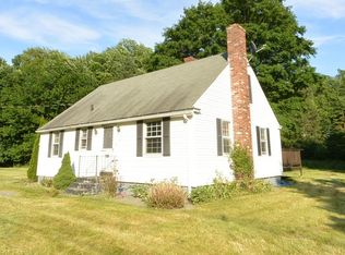 31 Clinton Rd, Sterling, MA 01564