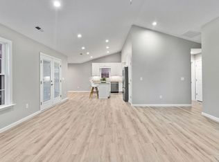 5 River Oak Dr, Staunton, VA 24401