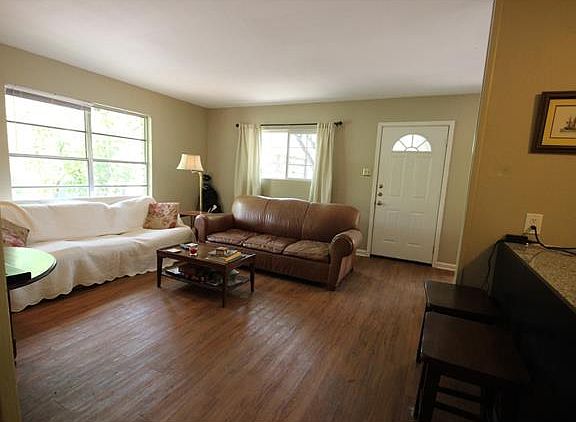 3rd image of 2207 W 12th St #A