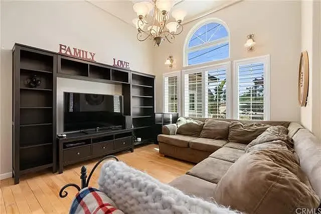 10692 Sunset Ridge Dr — Photo 6