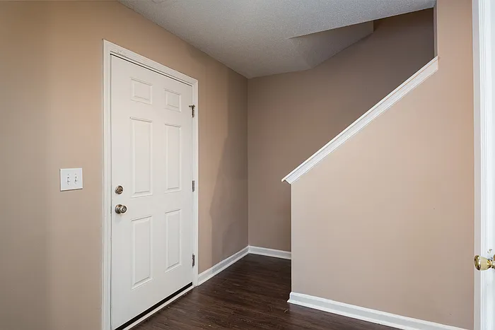 951 Grass Hollow Ct — Photo 26