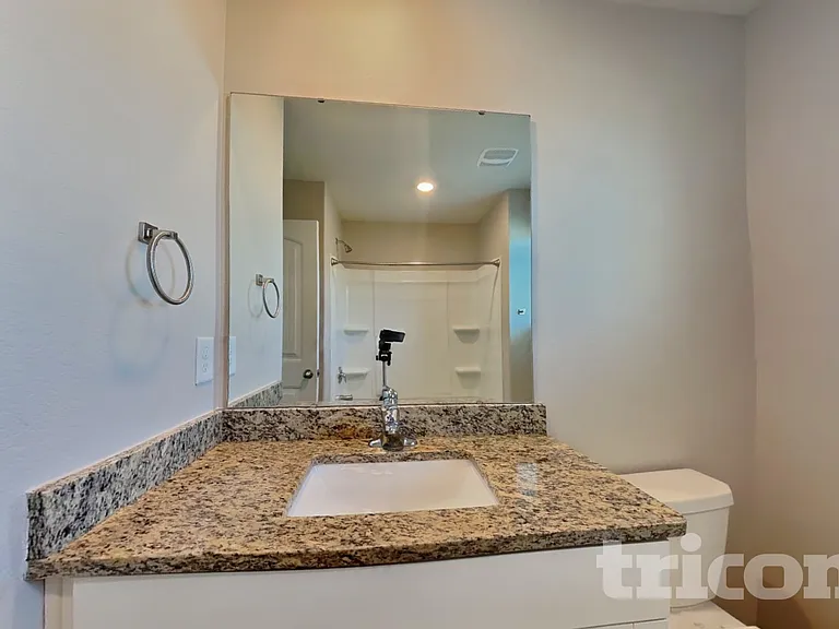 260 Chedworth Dr — Photo 17