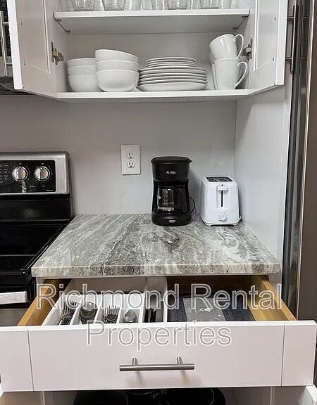 229 Shadywood Dr — Photo 7