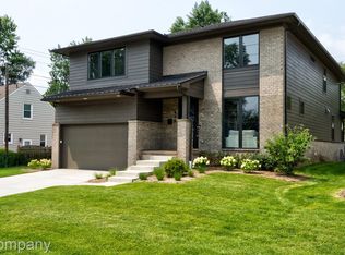 812 Irving Ave, Royal Oak, MI 48067