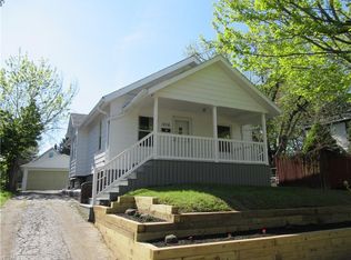 1016 Murray Ave, Akron, OH 44310