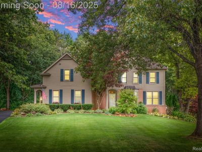 7085 Hickory Hollow Cir, Clarkston, MI, 48348