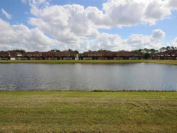 3rd image of 3037 Beach Palm Ave