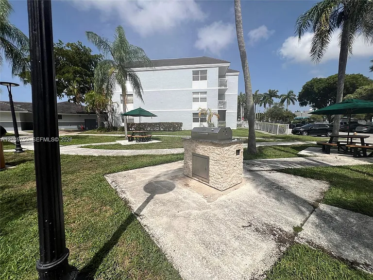 8500 SW 212th St #307 — Photo 36