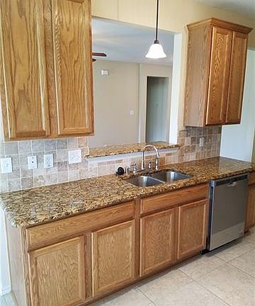 2nd image of 5708 Parkplace Dr