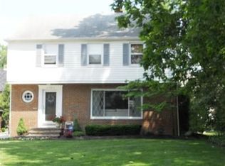 2443 Charney Rd, University Heights, OH 44118