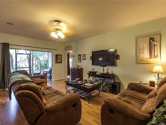 4th image of 6230 Gannetdale Dr
