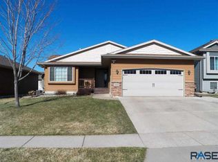 2309 S June Ave, Sioux Falls, SD 57106