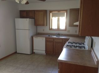 203 West St, Dane, WI 53529