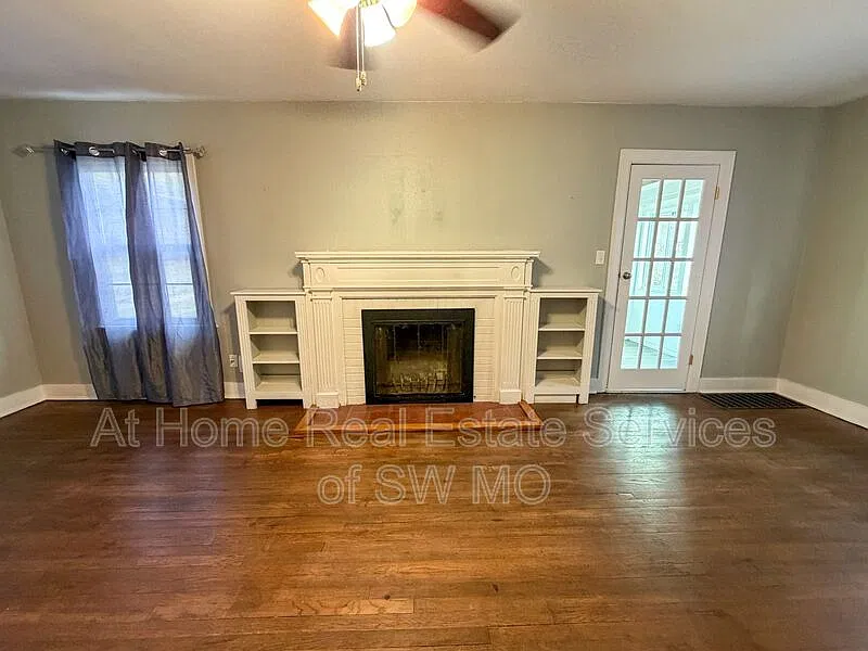 2 bed, 2.5 bath, 1647 sqft, $1,530 — Photo 3